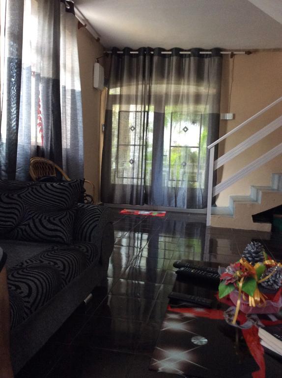 La Casa Mia Guesthouse La Gaulette Ngoại thất bức ảnh